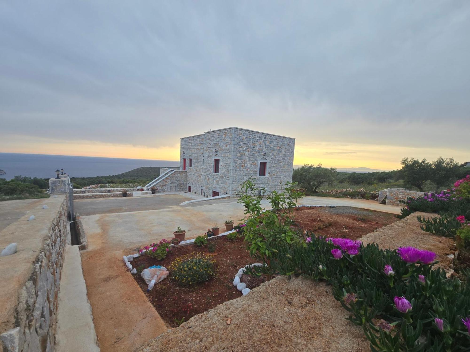 דירות Pírgos Dhiroú Sugar Stone House 2 מראה חיצוני תמונה